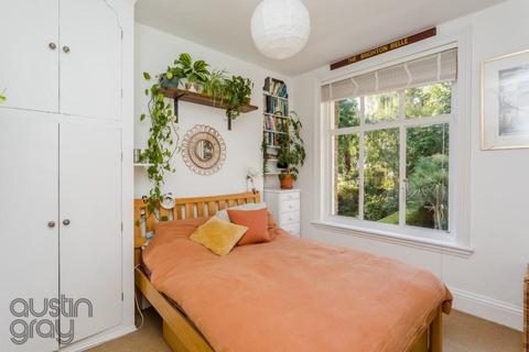 2 bedroom flat for sale - Highcroft Villas, Brighton