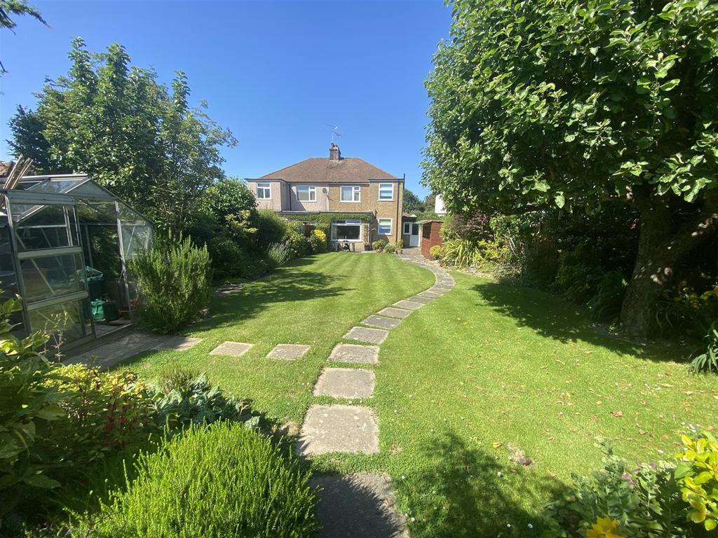 Oliver Road, Shenfield, Brentwood 3 bed semidetached house for sale