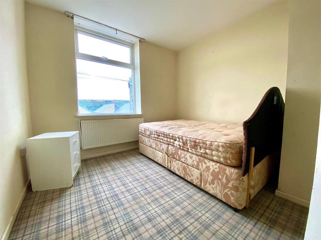 BED 1.jpg