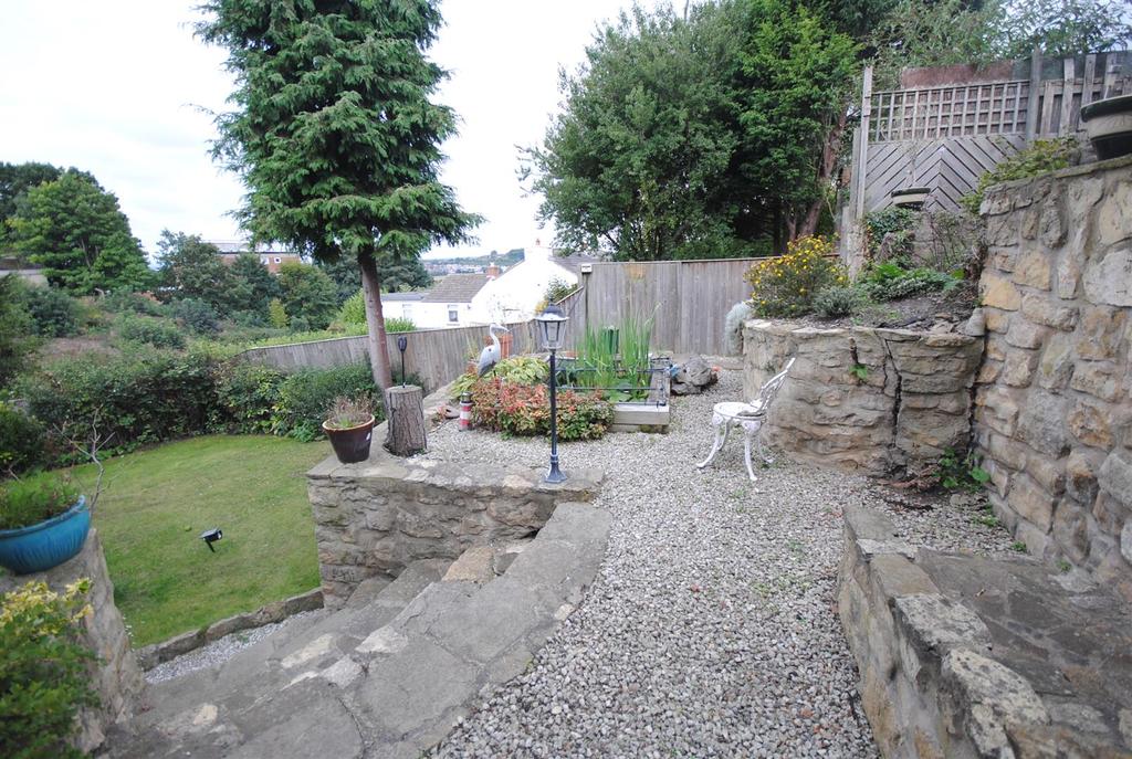 4wellanesidegarden2.JPG