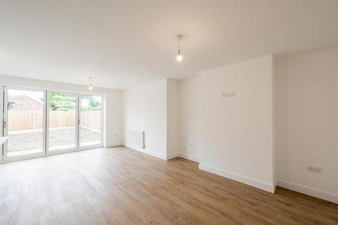 29 Wolverhampton Road, Kingswinford, DY6 7HY