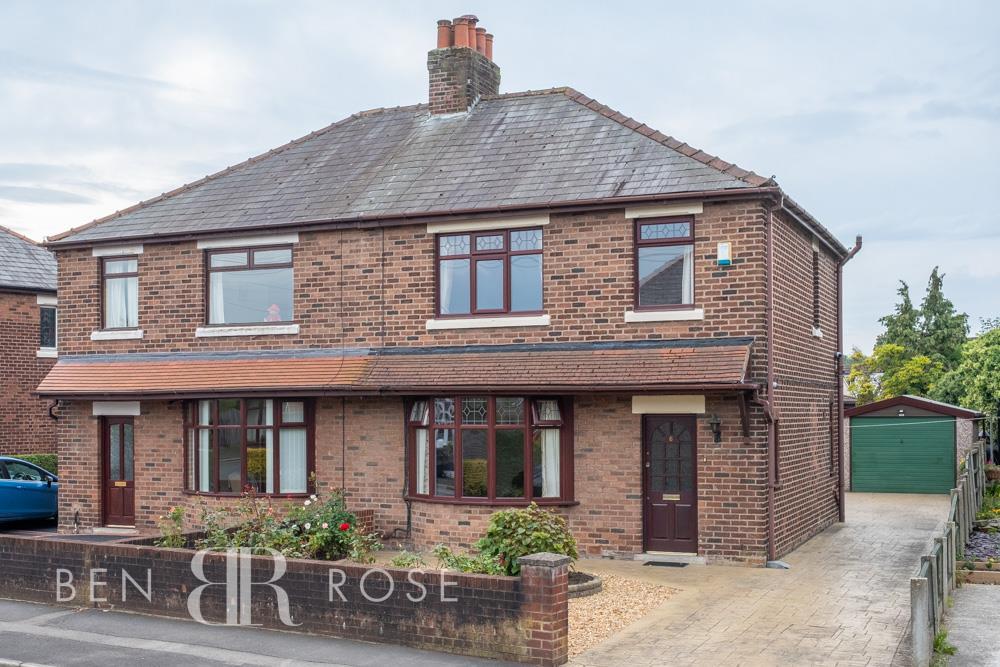 Stanley Road, Farington, Leyland 3 bed semidetached house £200,000