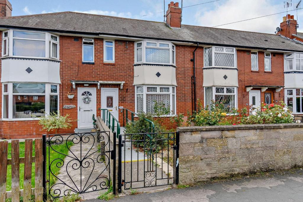 King Edwards Drive, Harrogate, HG14HN 2 bed terraced house for sale £