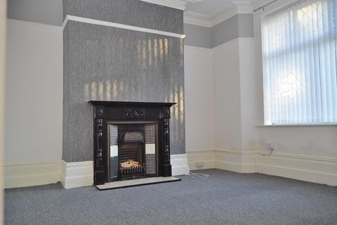 3 bedroom end of terrace house for sale - Rochdale Road, Royton, Oldham