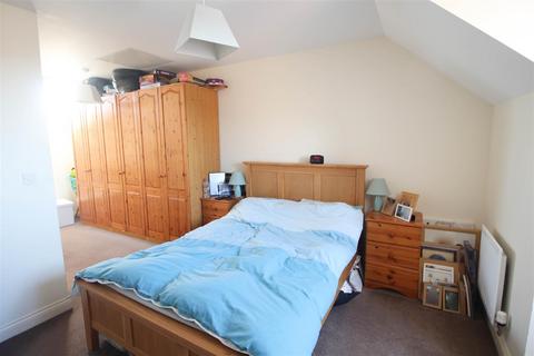 3 bedroom townhouse for sale, Roxburgh Close, Seaton Delaval, Whitley Bay NE25