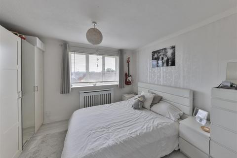 61 Beaverdyke, York, YO30 5ZG