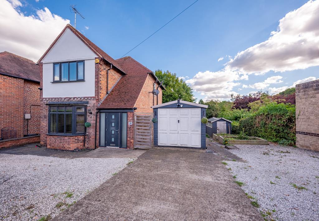 Glen Road, Burton Joyce 3 bed detached house £380,000
