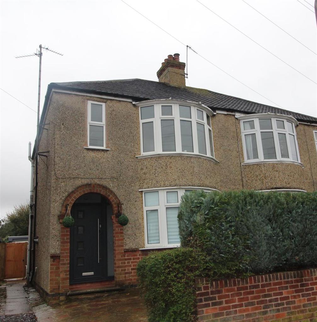 Marina Drive, Wolverton, Wolverton... 3 bed semidetached house £