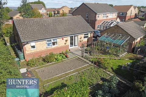 16 Bootham Park, Daisy Hill, Bradford, BD9 6EG