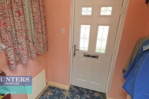 16 Bootham Park, Daisy Hill, Bradford, BD9 6EG