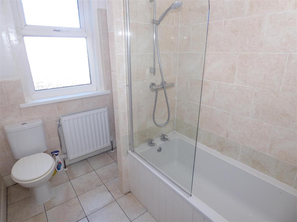 Cauldwell Lane, Monkseaton 3 bed apartment £725 pcm (£167 pw)