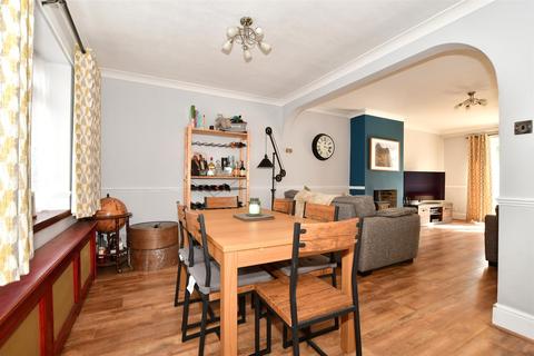 424 Erith Road, Northumberland Heath, Erith, DA8 3NJ