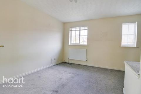 37 Karina Close, Chigwell, IG7 4EN