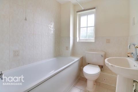 37 Karina Close, Chigwell, IG7 4EN