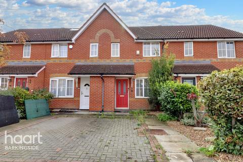 37 Karina Close, Chigwell, IG7 4EN