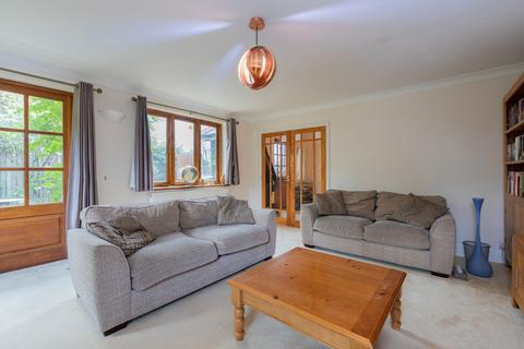 Meadowville Bakers Lane, Maidenhead, SL6 6QQ