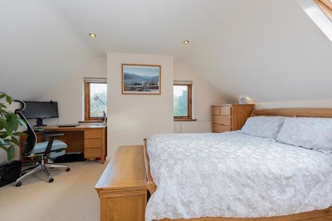 Meadowville Bakers Lane, Maidenhead, SL6 6QQ
