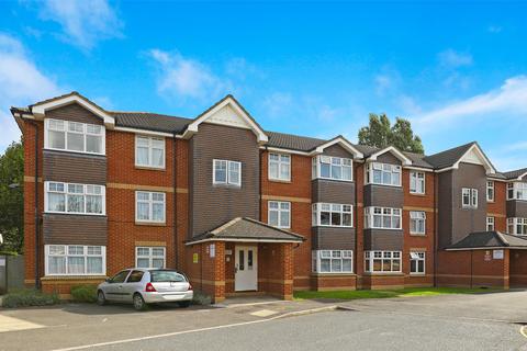 14 Chamberlain Gardens, Hounslow, TW3 4NF