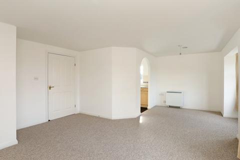 14 Chamberlain Gardens, Hounslow, TW3 4NF
