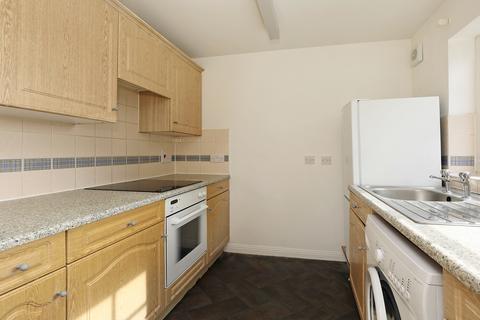 14 Chamberlain Gardens, Hounslow, TW3 4NF