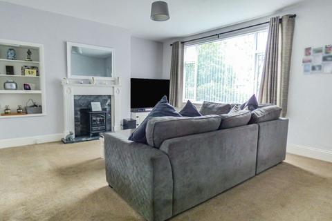 3 bedroom terraced house for sale - Broadpool Green, Whickham, Newcastle upon Tyne, Tyne and Wear, NE16 4RJ