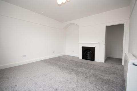 2 bedroom ground floor flat to rent - High Street, Royal Wootton Bassett, SN4 7AF