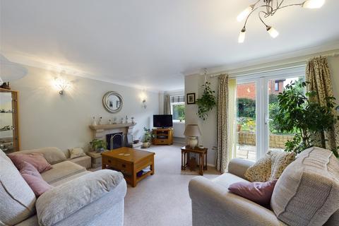 4 bedroom detached house for sale, Apple Tree Close, Abbeymead, Gloucester, Gloucestershire, GL4