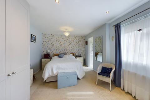 17 Apple Tree Close, Abbeymead, Gloucester, GL4 5BZ