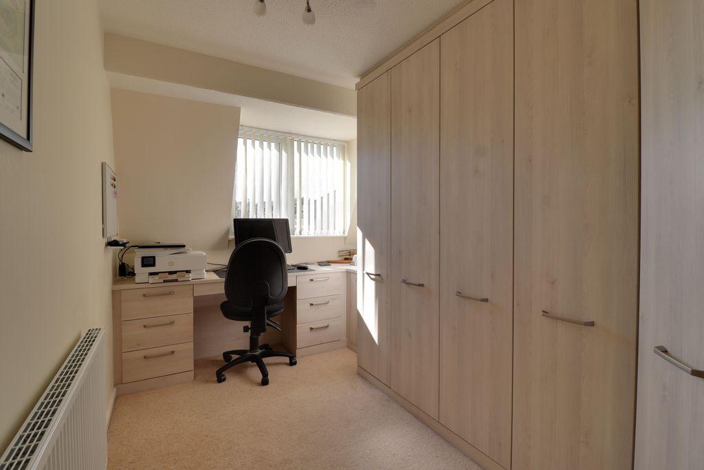Bedroom 2 (Double)