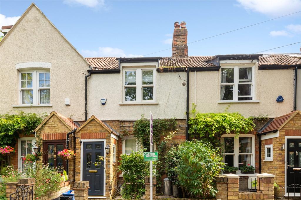 North Road, Richmond, Surrey 2 bed terraced house £3,500 pcm (£808 pw)