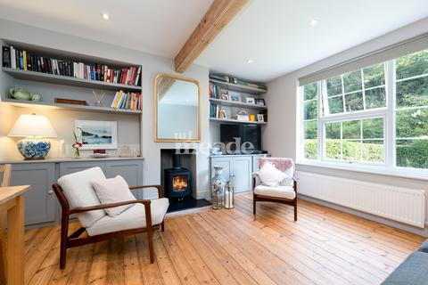 1 Groveside Road, London, E4 6JD