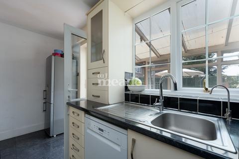 1 Groveside Road, London, E4 6JD
