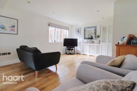 4 bedroom detached house for sale - Ropes Walk, Norwich