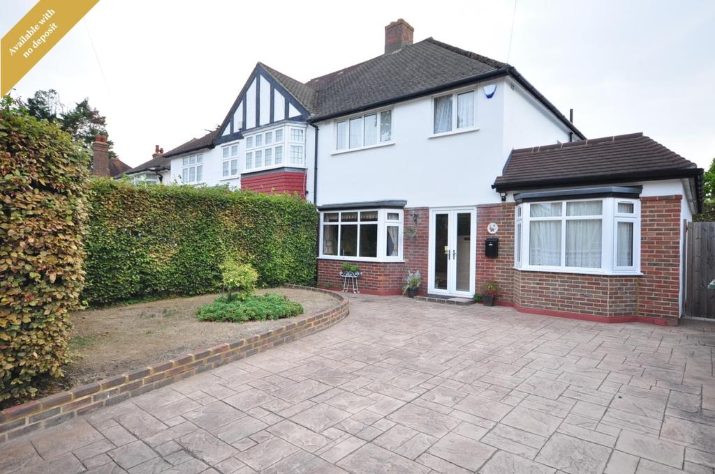 Woodbury Drive Sutton SM2 4 bed semidetached house £2,250 pcm (£519 pw)