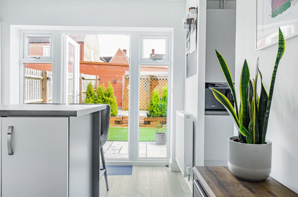 Kitchen/Dining