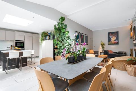 15 Crescent Way, London, SE4 1QL