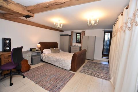 3 bedroom barn conversion for sale - Holbeck Park Avenue, Barrow-in-Furness, Cumbria