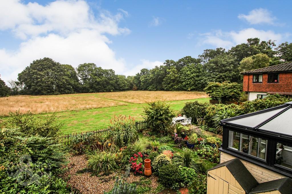East Hill Lane, Bramerton, Norwich 4 bed end of terrace house for sale