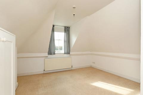 Flat 2, 58 - 62 The Green, Twickenham, TW2 5AB