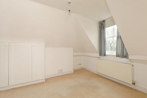 Flat 2, 58 - 62 The Green, Twickenham, TW2 5AB