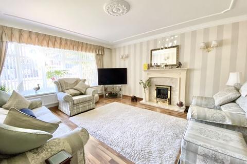 4 bedroom detached house for sale - St Andrews Road, Sutton Coldfield, B75 6UG
