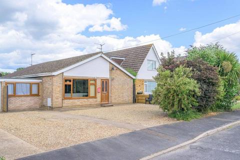 4 bedroom bungalow for sale, Chaucer Close, Leverington, Wisbech, Cambridgeshire, PE13 5AZ