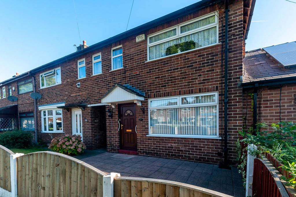 Poplars Avenue, Warrington, WA2 2 bed terraced house £140,000