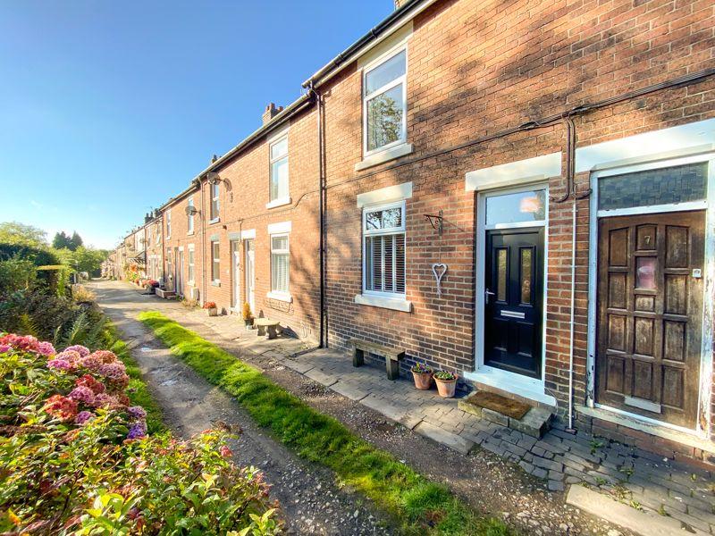 New Buildings, Knypersley, Biddulph ST8 7QA 2 bed house for sale £140,000