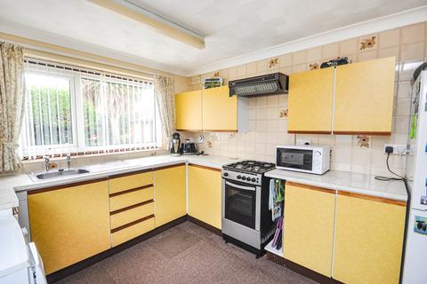 2 bedroom bungalow for sale - Plymouth Road, Chelmsford, CM1