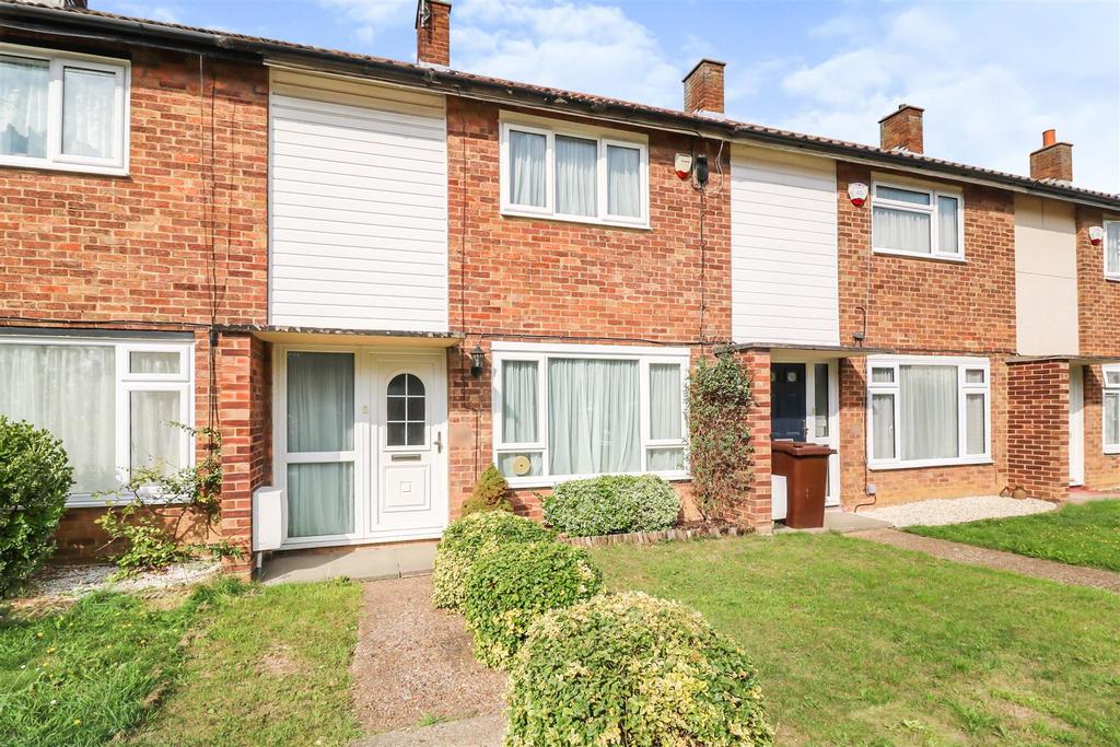Halling Hill, Harlow 2 bed terraced house for sale £300,000