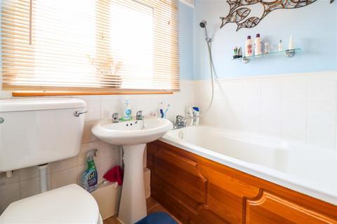 224 Halling Hill, Harlow, CM20 3JS