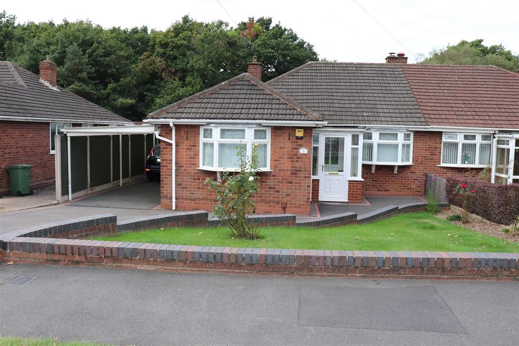 Wellfield Road, Aldridge 4 bed semidetached bungalow £340,000