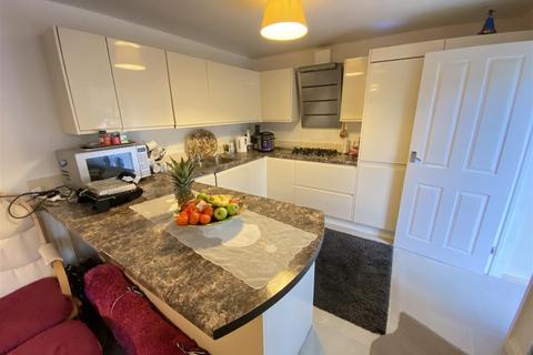 3 bedroom end of terrace house for sale, Sycamore Close, Wilmslow