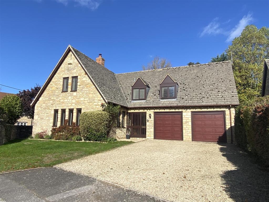 The Chestnuts, Kirtlington 4 bed detached house for sale £750,000